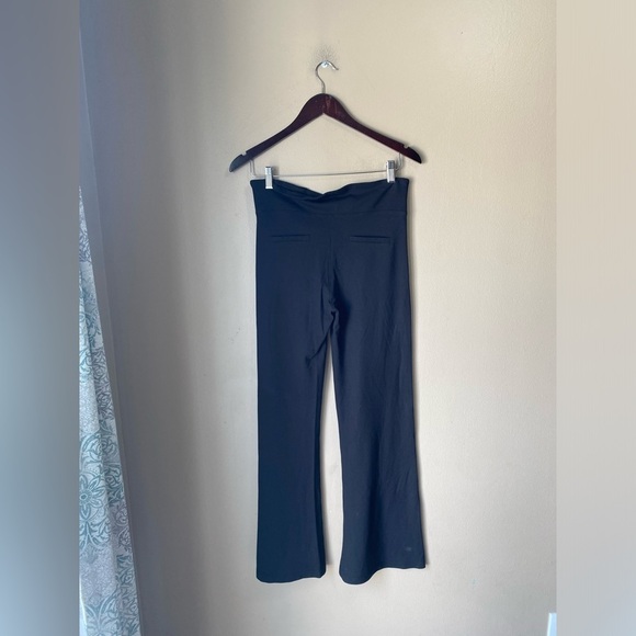 Betabrand Flare Knit Pull On Black Yoga Office Pants - Picture 4 of 4